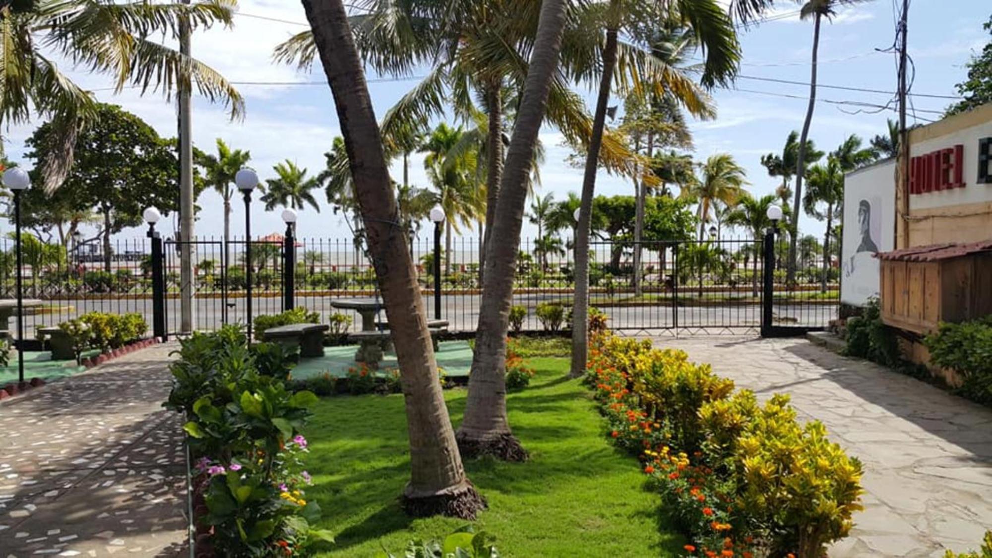 Hotel El Maltese Granada  Kültér fotó