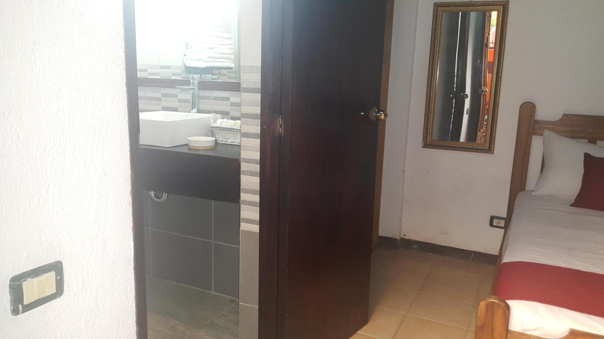 Hotel El Maltese Granada  Kültér fotó